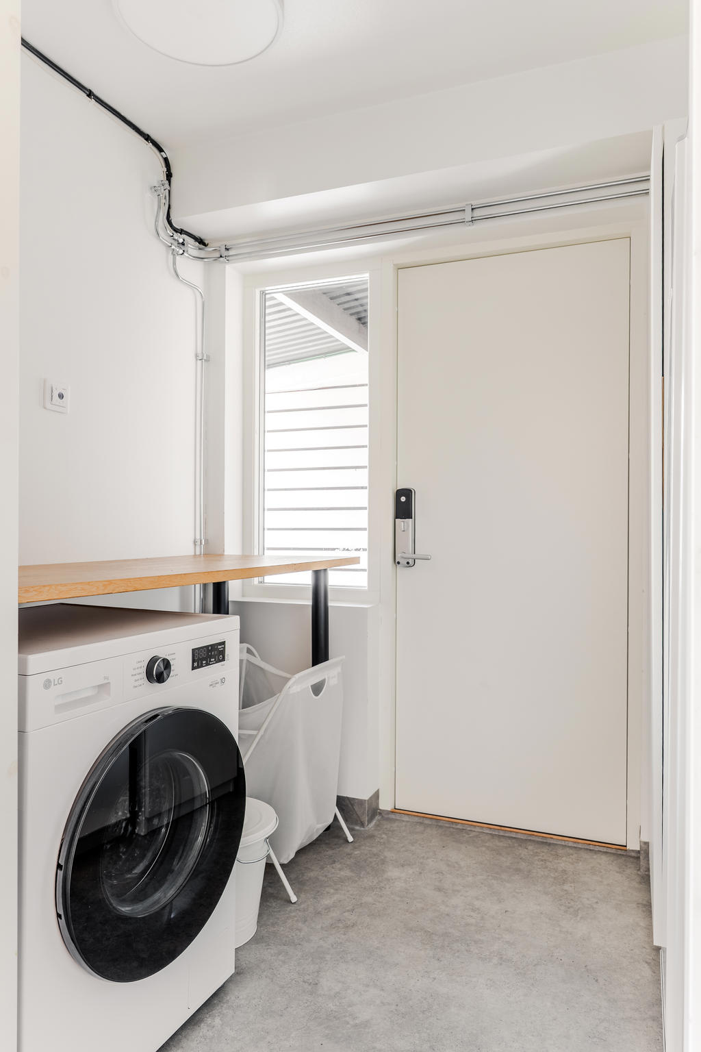 Renoverad tvättstuga med groventré