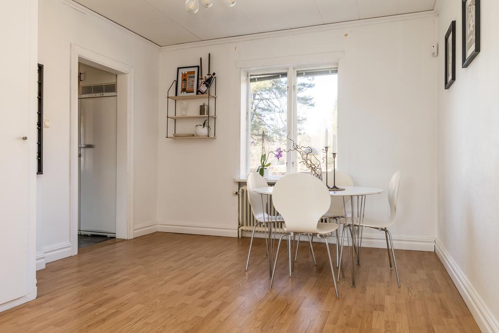 Matrum med förvaring