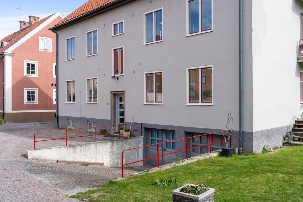 Entré från gården