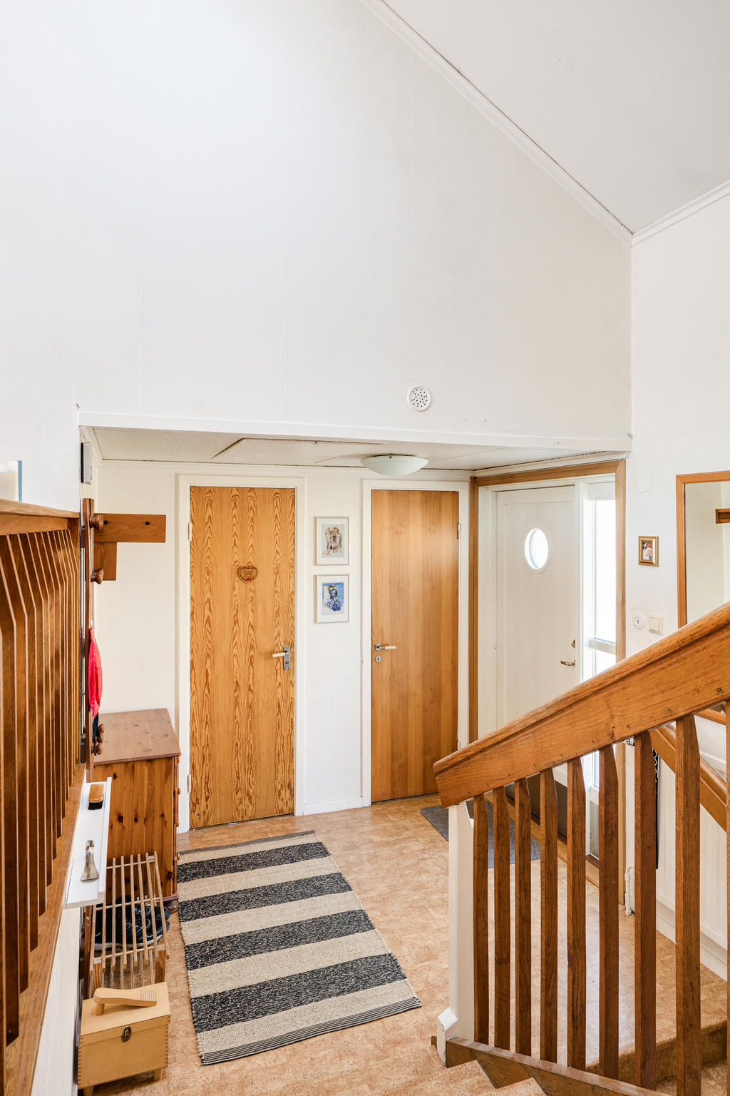 Entréhall- Välkommen in!