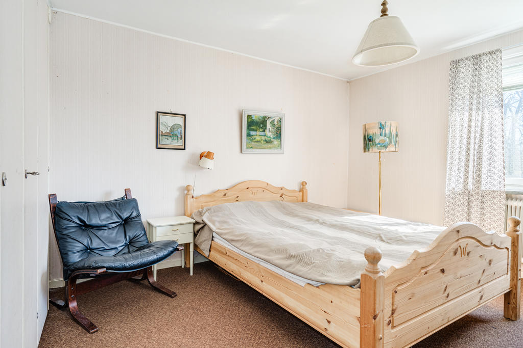 Sovrum 3 med garderober-bottenplan