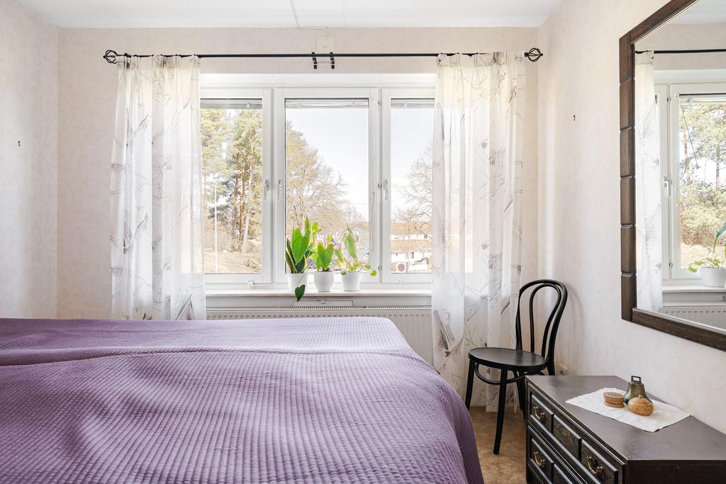Trevlig utsikt från sovrumsfönstret