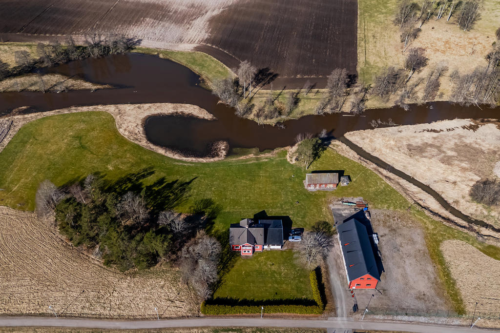 Välkomna till Berg 420 i Frändefors!