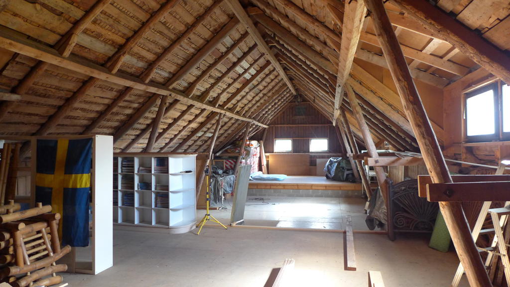 Övervåning verkstaden.