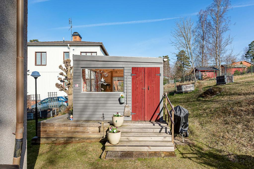 Inglasade uteplatsen