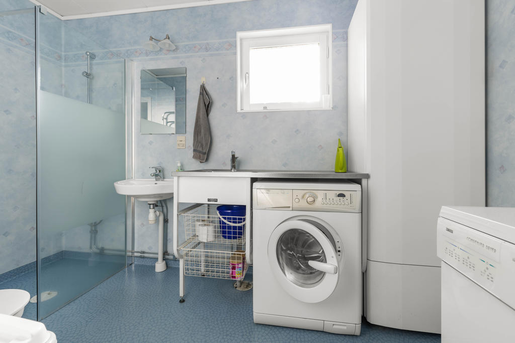 ÖV: Duschrum/tvättstuga