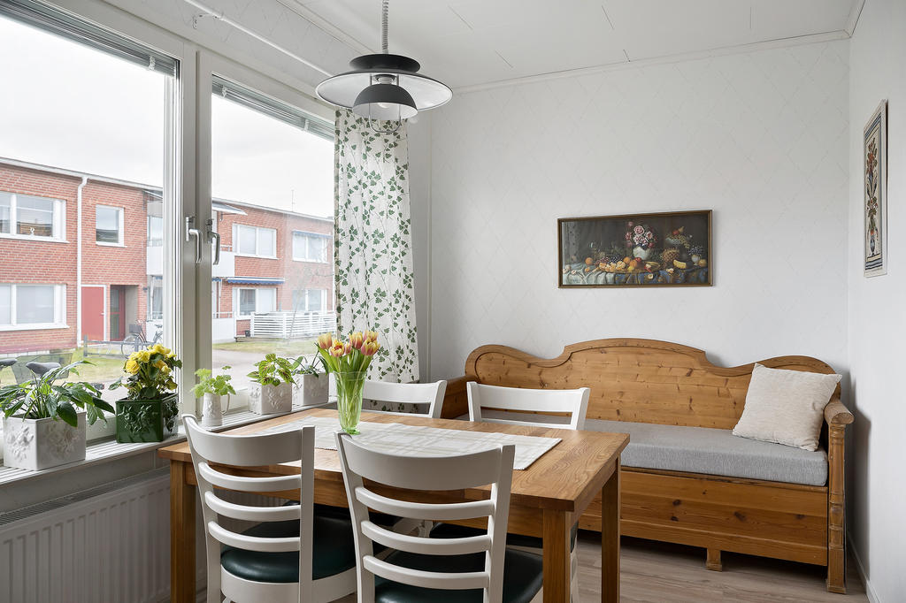 Ett stort plus är den stora matplatsen, här får du gott om plats för både vänner och familj att umgås. 