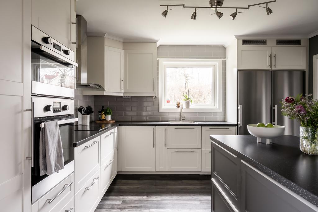 Fint kök med köksö