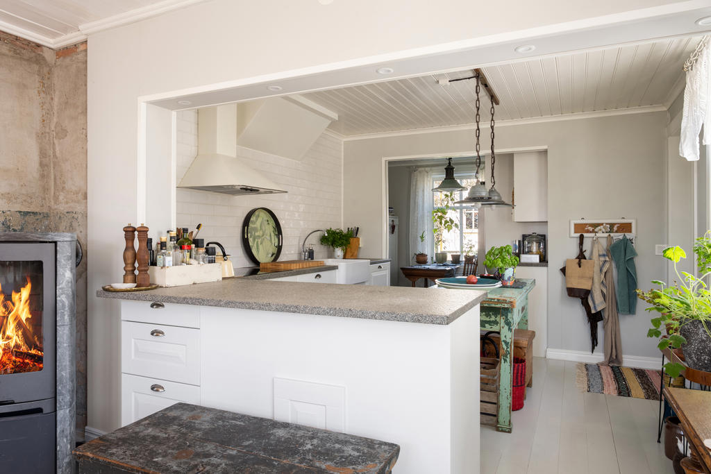 Kök och matsal i öppen härlig planlösning.