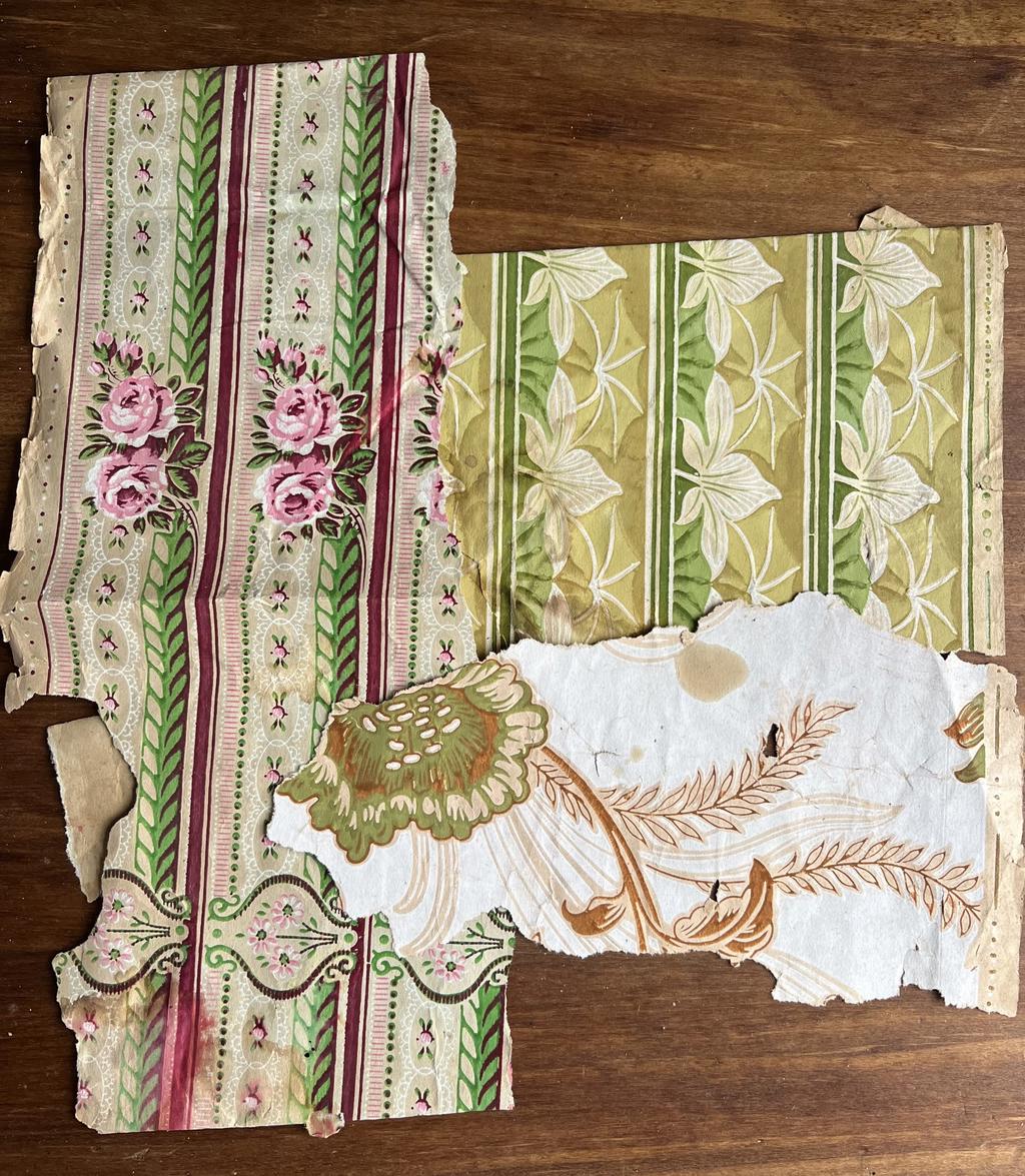 Original-tapeter som hittades i de olika rummen när de renoverats.