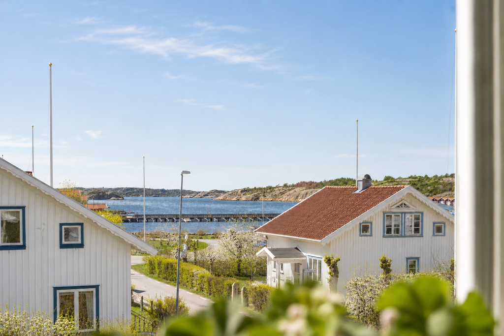 Utsikt från skrivbord övre plan.