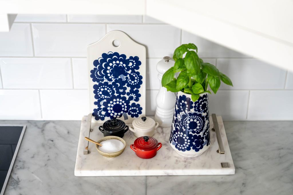 Bänkskiva i Carraramarmor