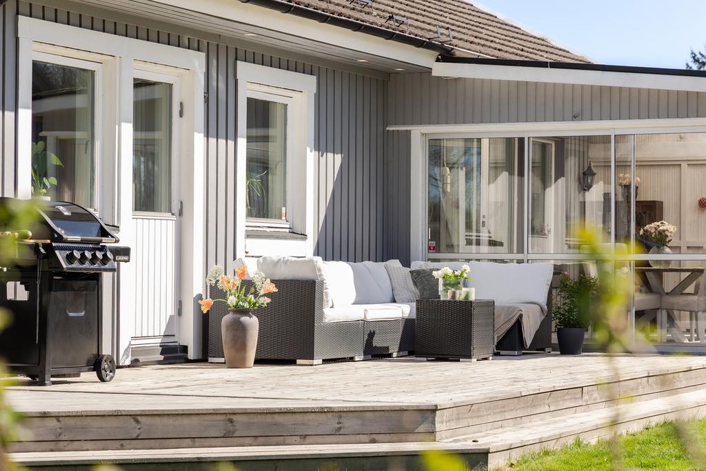 Uterum och i terrassen i västerläge