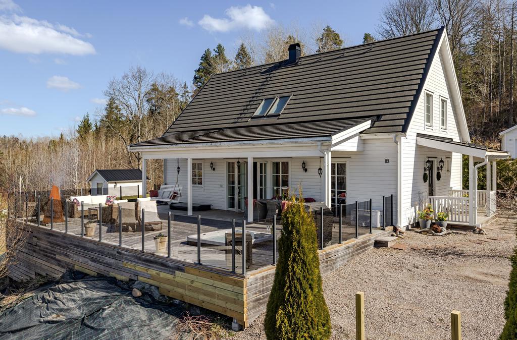 En villa i mycket fint skick på lugn återvändsgata.  