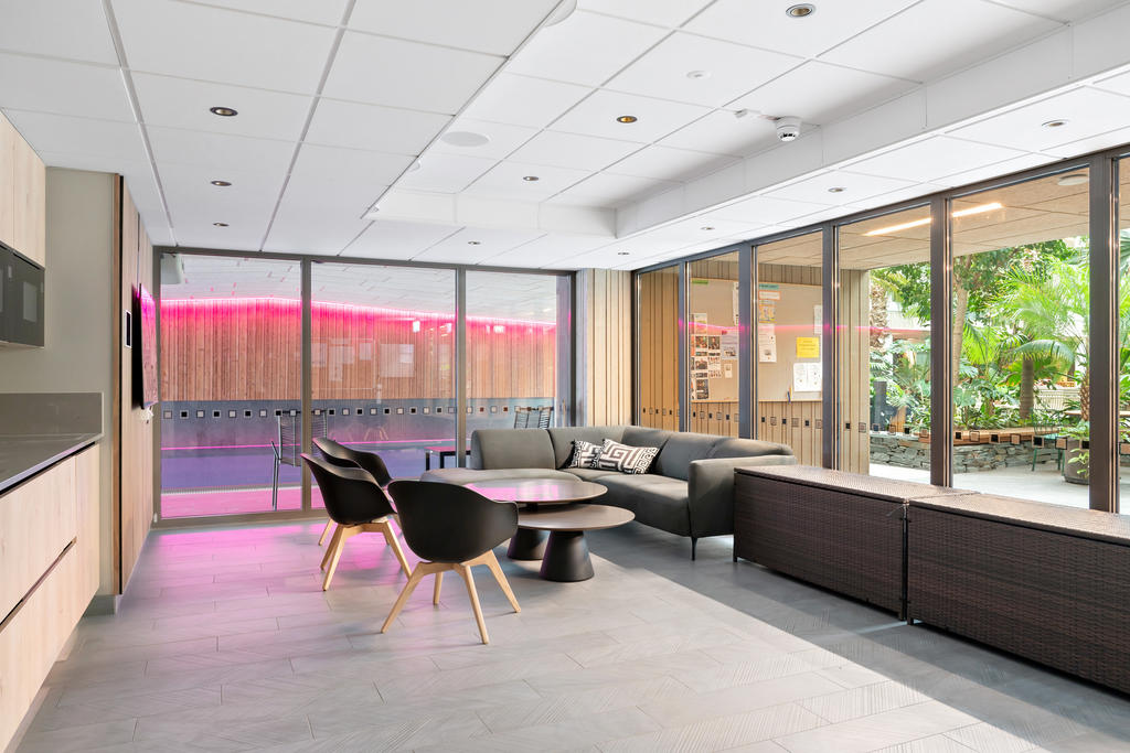 Trevlig lounge som ofta gästas av de boende