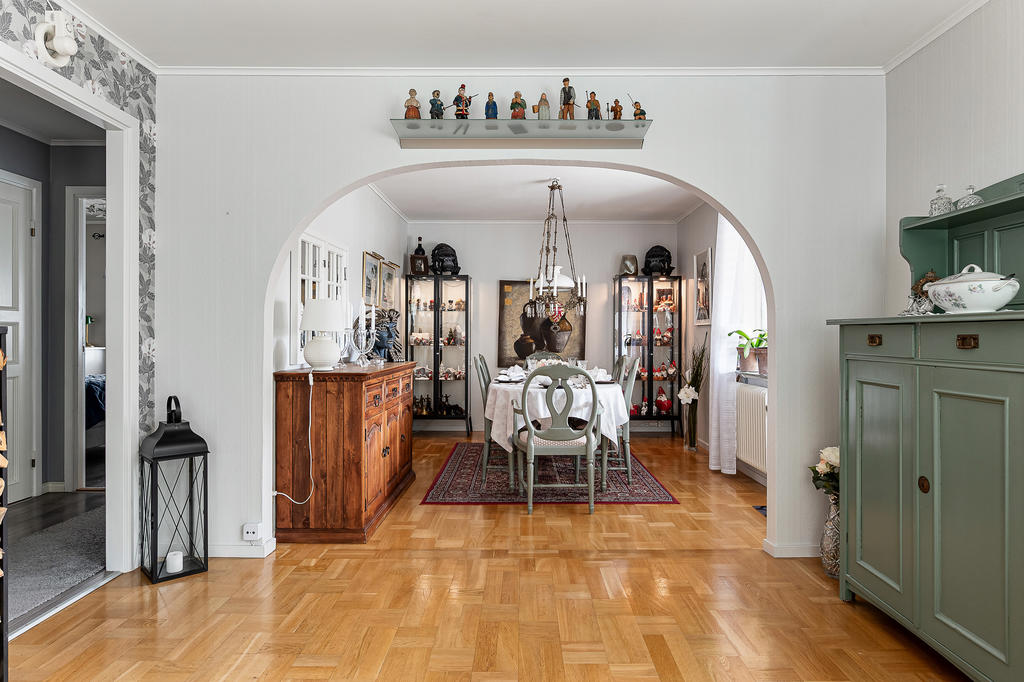 Vardagsrum mot matsal