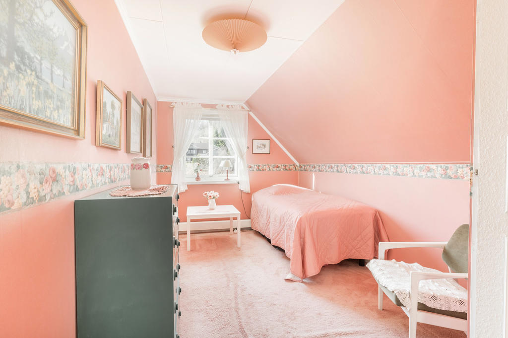 Sovrum 3 (övervåning)