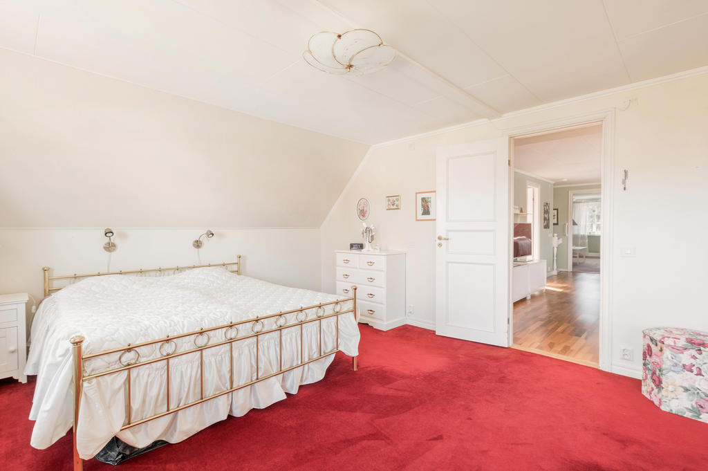 Sovrum 1 (övervåning)