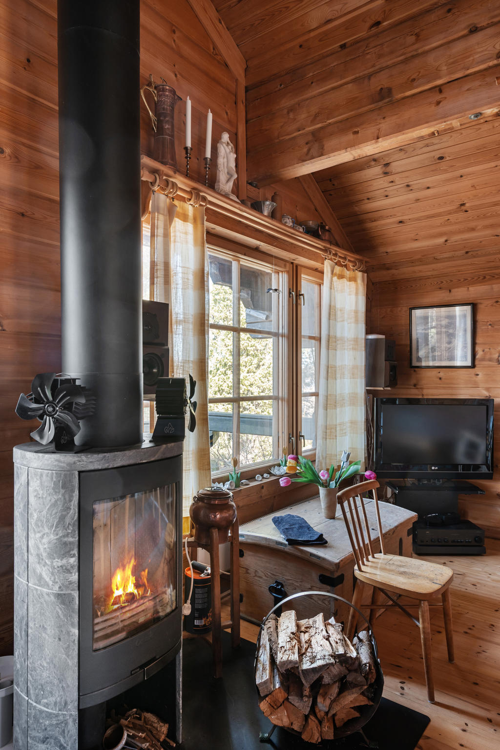 Contura täljstenskamin 