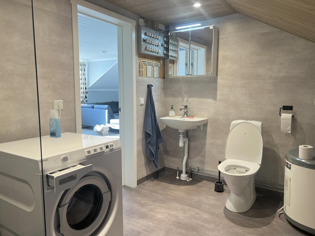 Bilder från lägenheter i huset