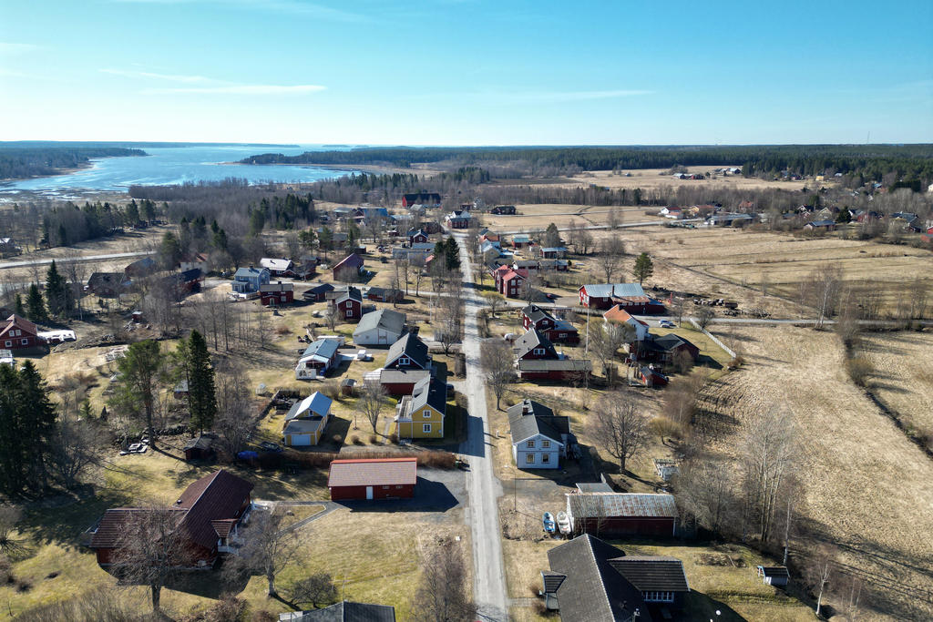 Drönarbild med Täftefjärden