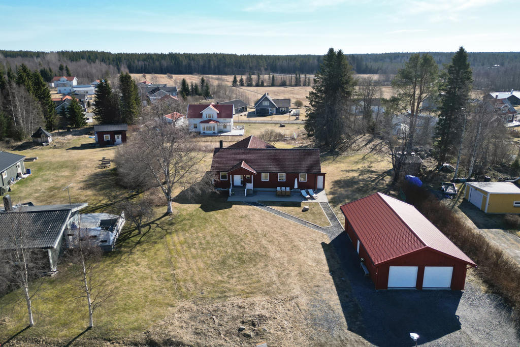 Drönarbild fastigheten