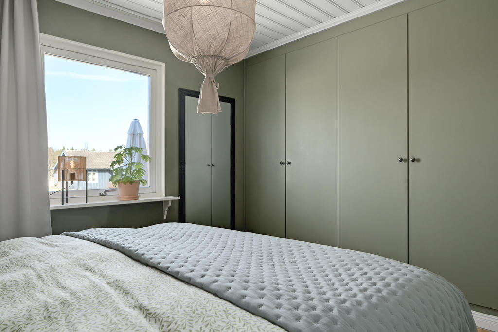 Garderobsförvaring i sovrum