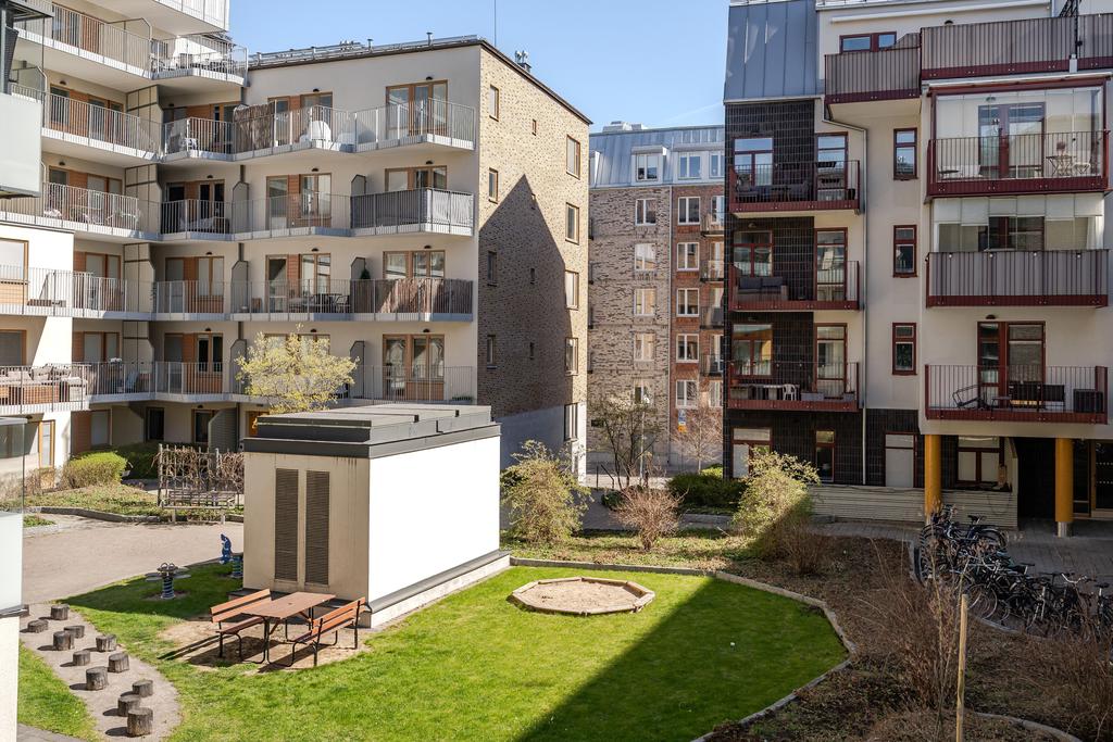 Innergård med sittplats