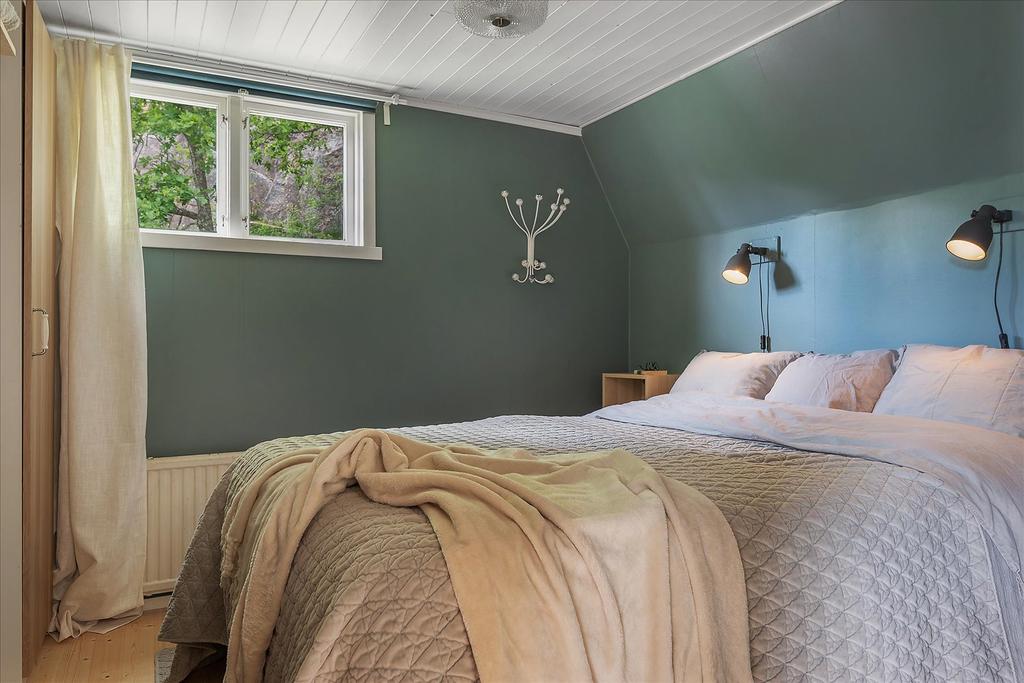 Master bedrom