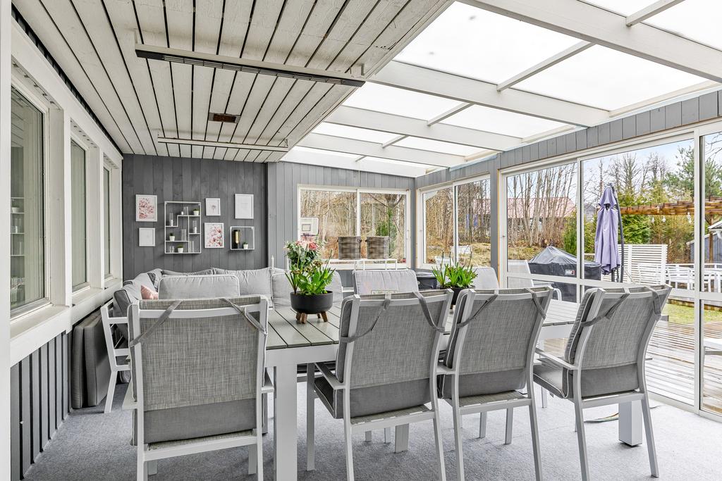 Rymligt inglasat uterum 