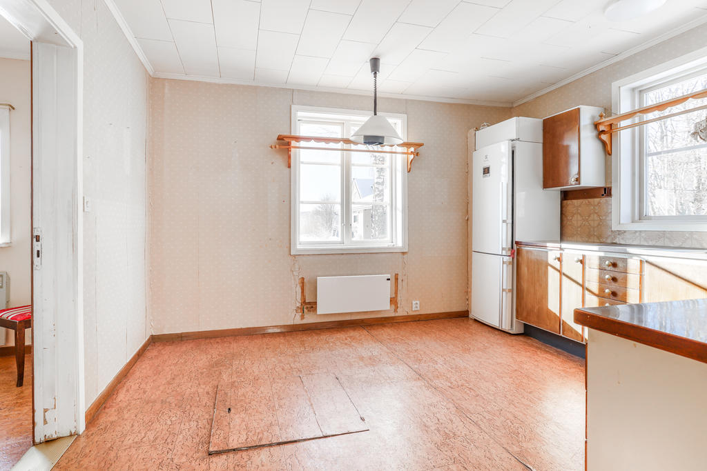 Kök med matkällare