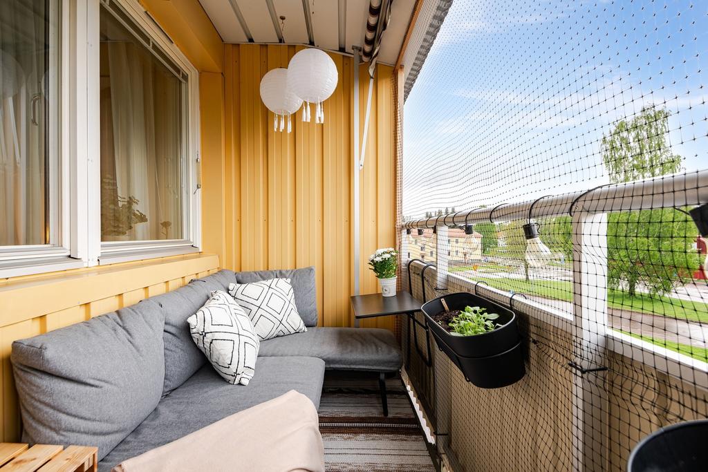 Balkong med västerläge!