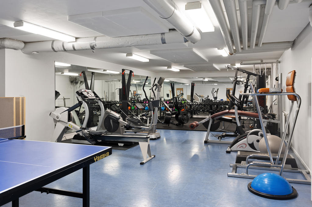 Det finns ett fint gym i föreningen som samtliga medlemmar kan nyttja.