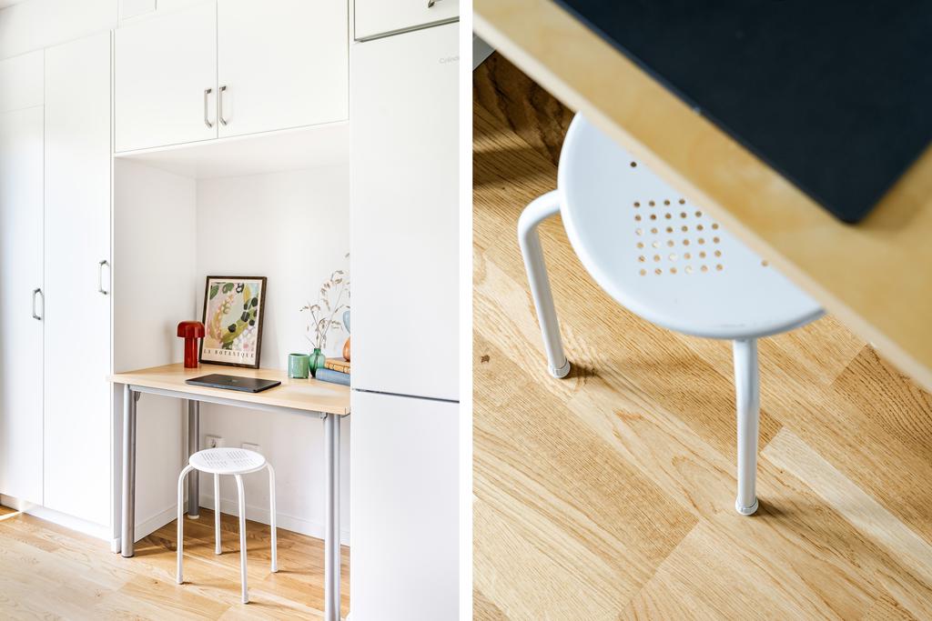 Plats för skrivbord - ekparkett på golvet 