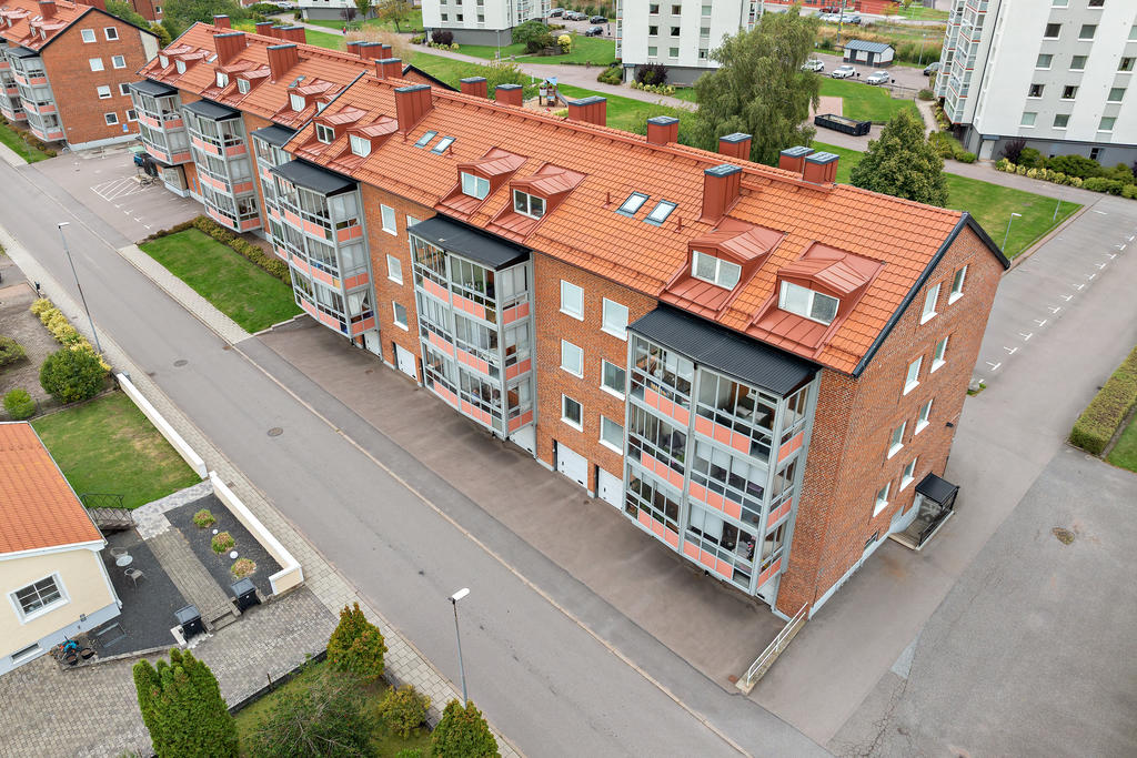 Sommarbild mot Stallgatan 4B 