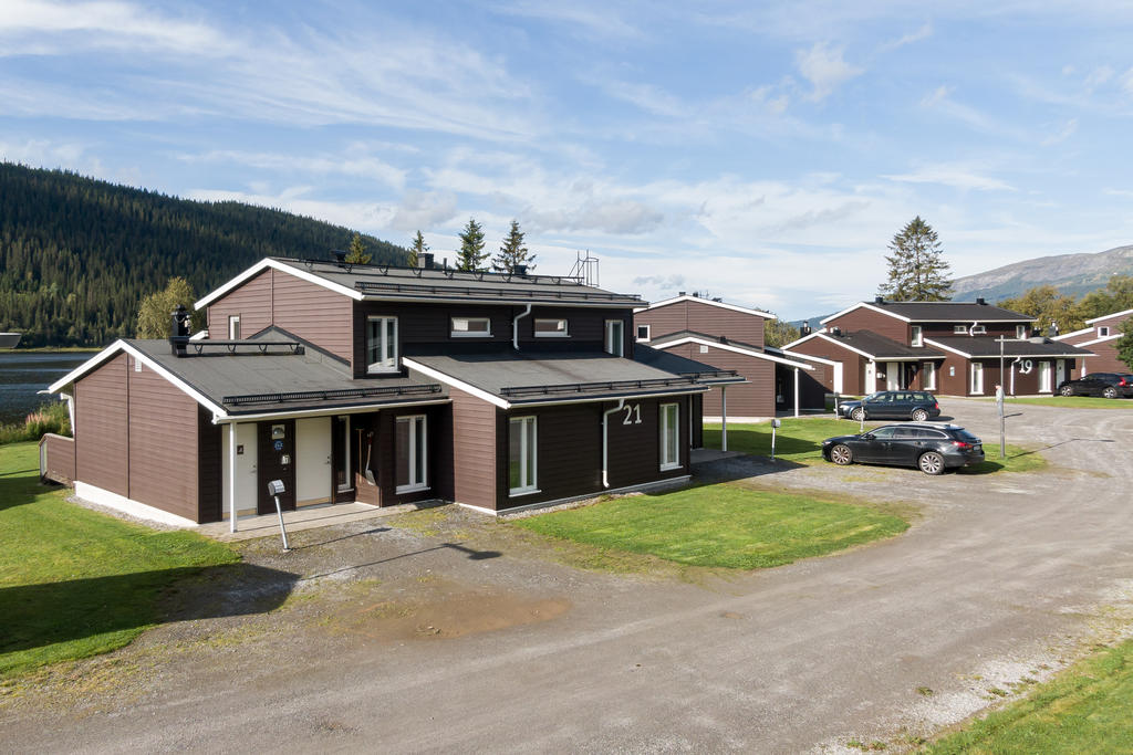 Entré med separat förråd