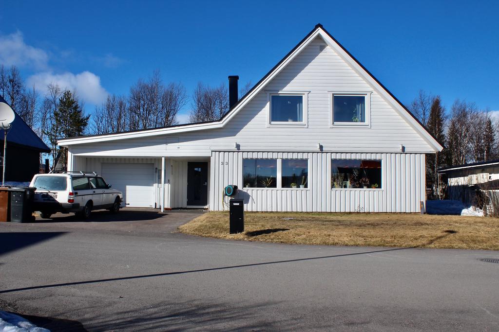 Välkommen till Saturnusvägen 33