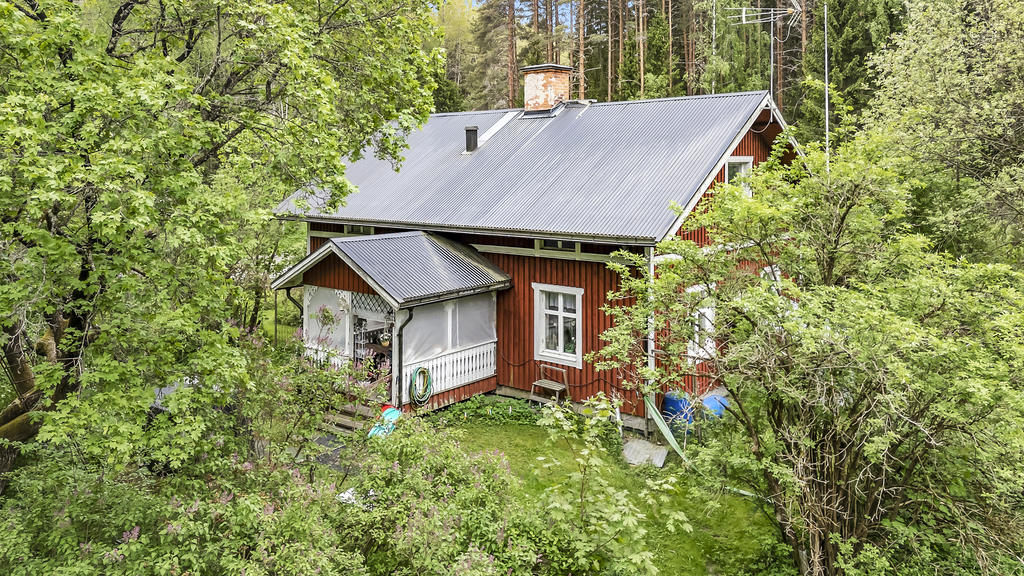 Inbäddat i grönska