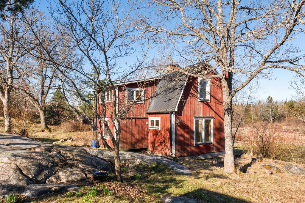 Gamla huvudbyggnaden, i rivningsskick