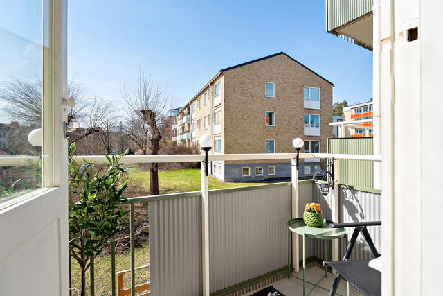 Balkong med soligt västerläge