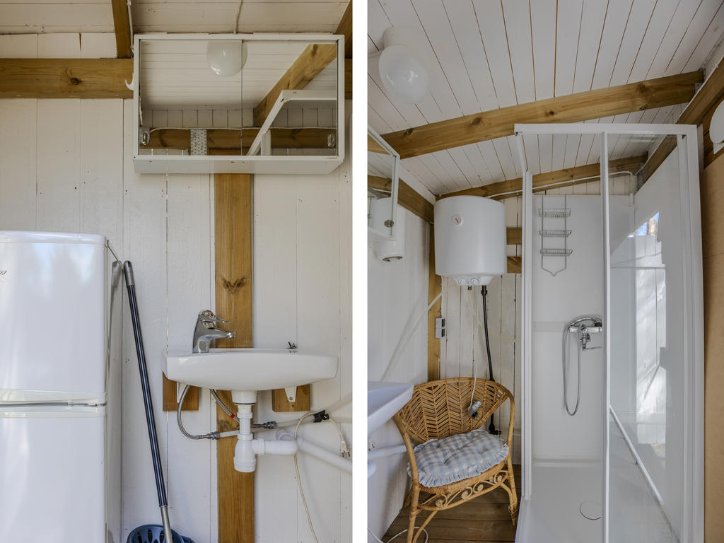 Dusch med 60 liter varmvattenberedare