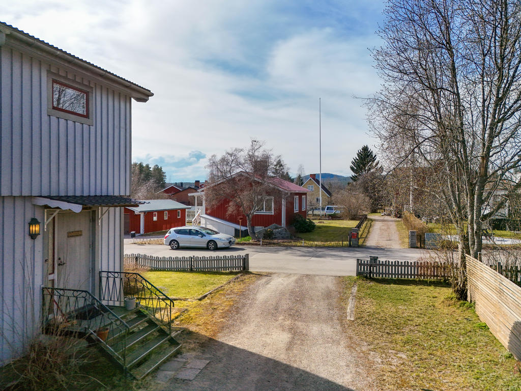 Infart från Skräddaregatan. 