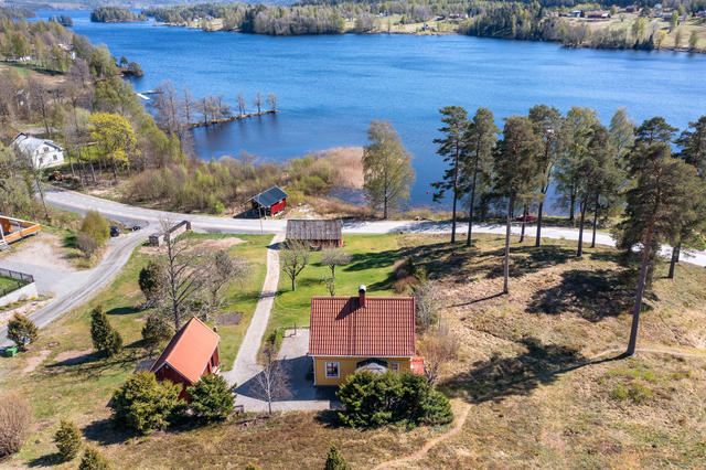 Välkommen till Nössemarks-Strand 151 i Ed! 