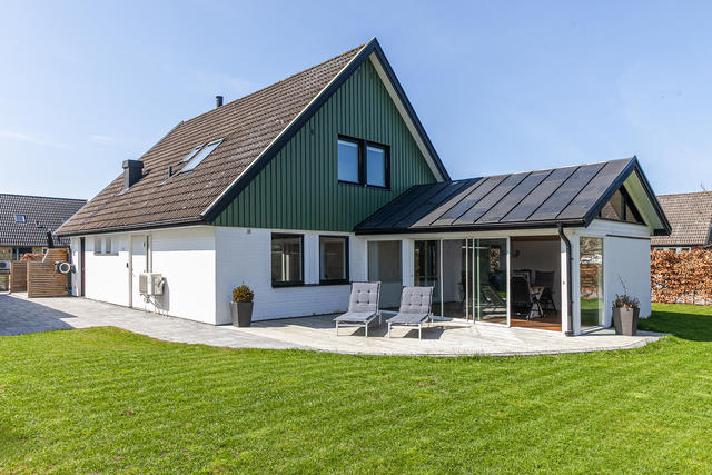 Härligt uterum för tidig vår och sena hösten!