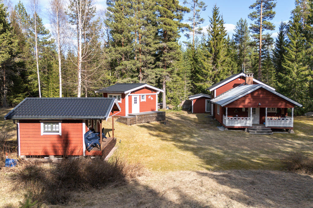 Västanå Gröfsholsvägen 20