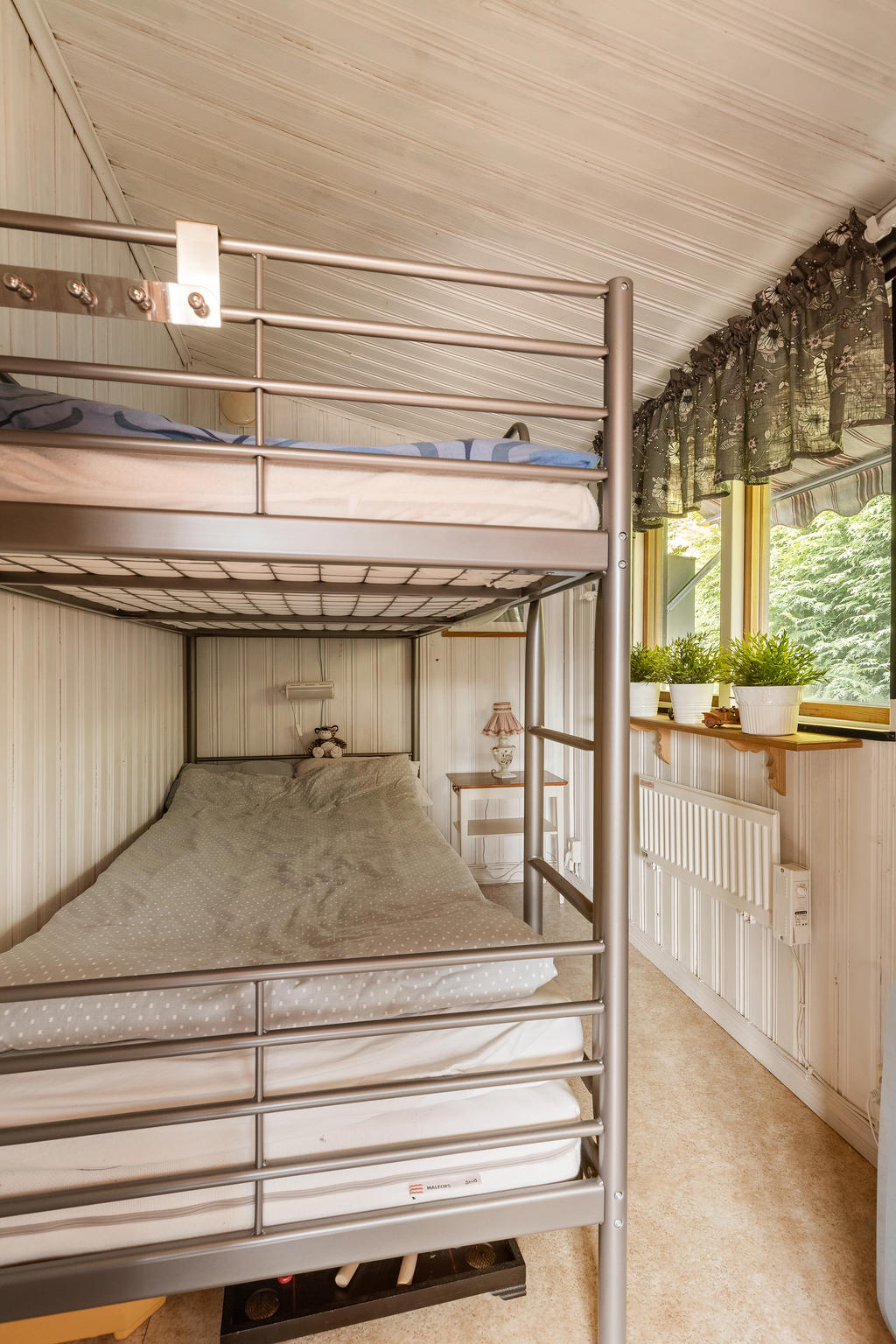 Sovrum med våningssäng