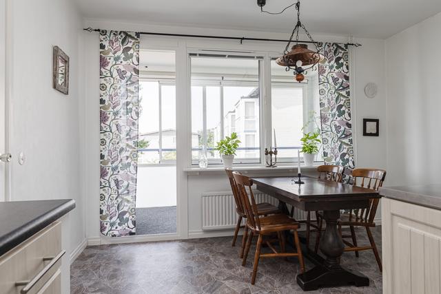 Välkommen till Mossgatan 167 och våning 3
