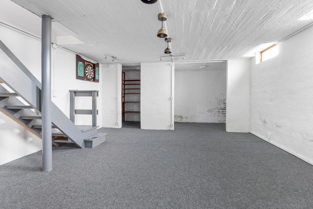 KÄLLARE: Gillestuga/hobbyrum