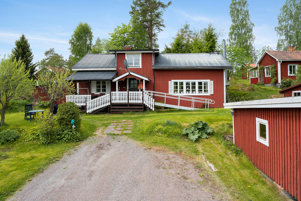 Fasad, framsida
