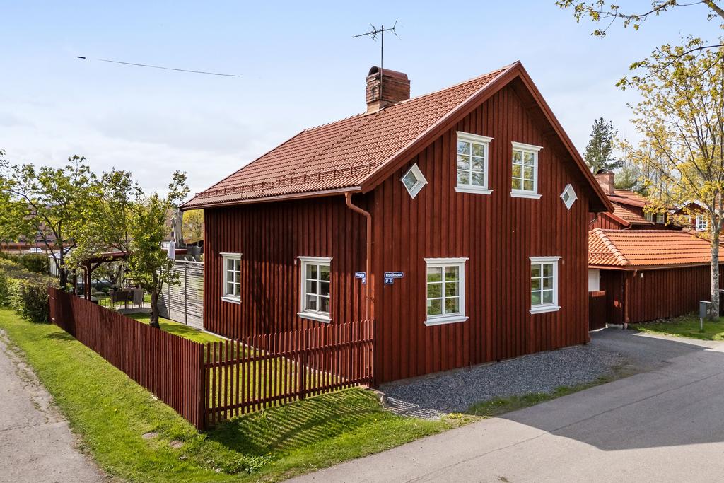 Vackra Krondikesgatan 27, här är det bara att flytta rakt in och börja njuta!